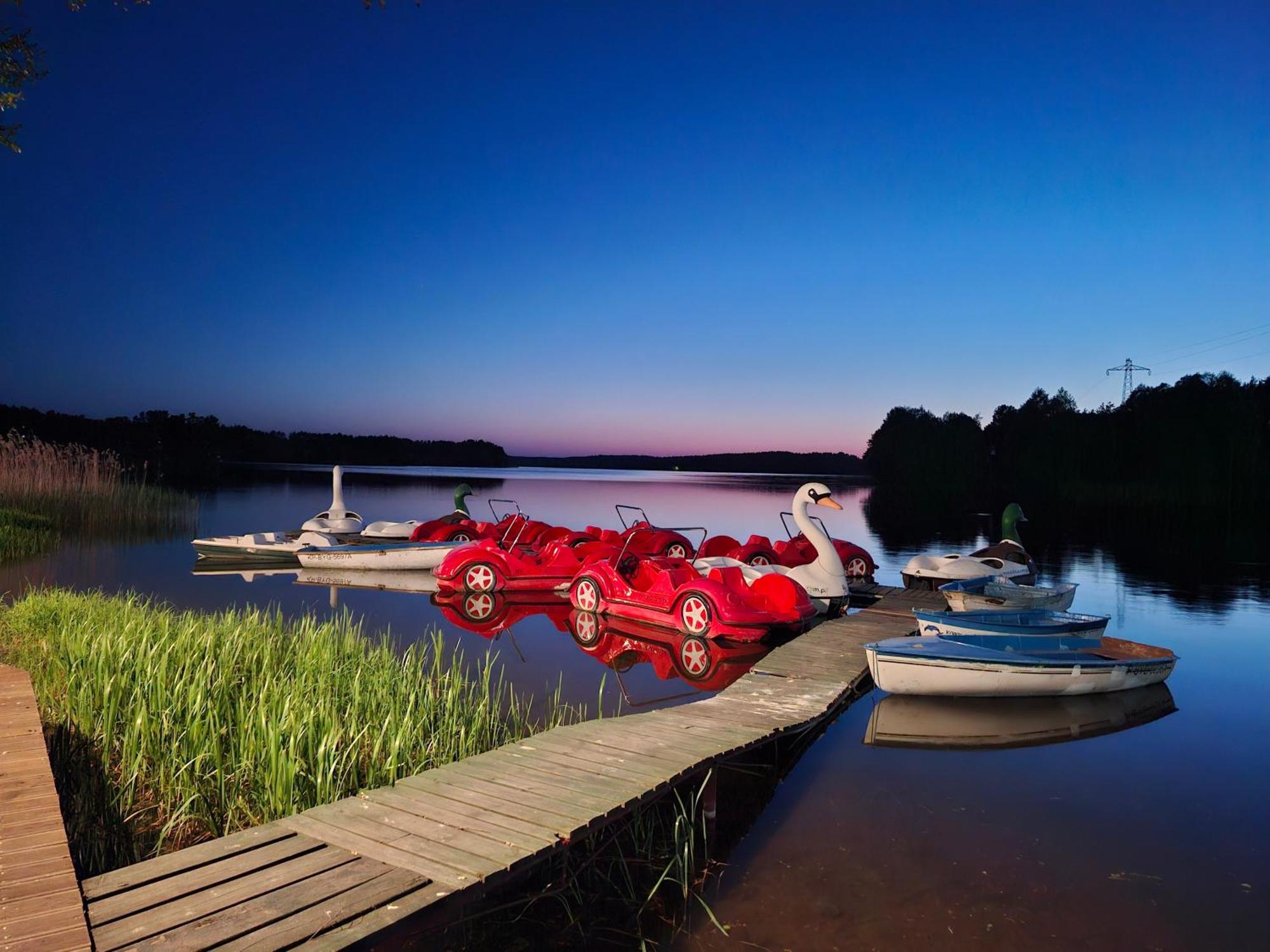 Farwne Checze - Kolorowe Lodge Wdzydze Kiszewskie